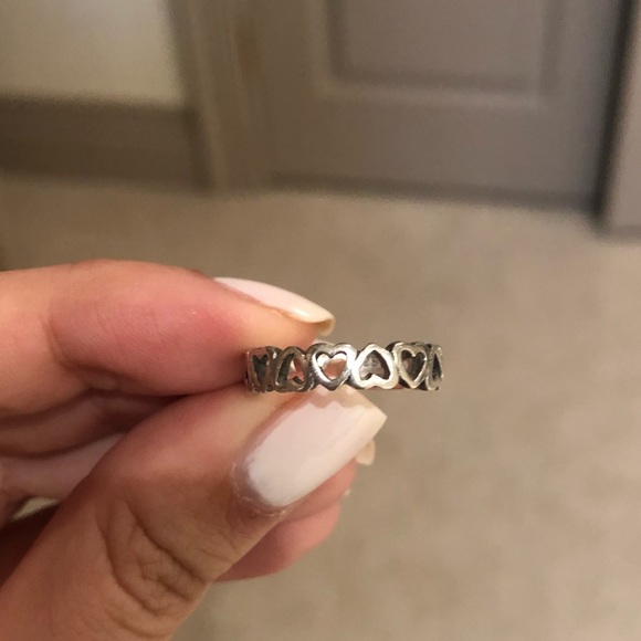 MOVING SALE! Sterling silver 925 heart ring - Picture 2 of 3